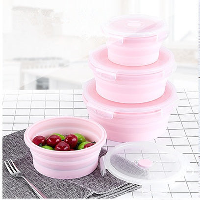 Set of pink leak resistant lid of silicone lunch box close up