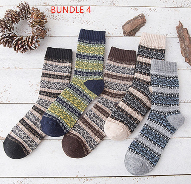 Striped wool winter socks for outdoor camping 