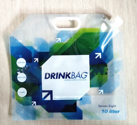 close-up leak-proof cap on foldable drinking water bag