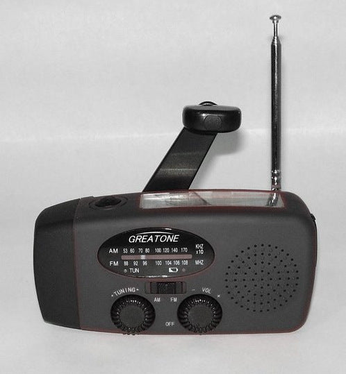 solar hand crank radio flashlight US emergency kit