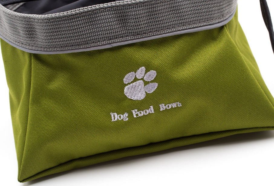 cat eating from waterproof collapsible bowl Canada